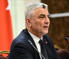 “Ticaret hacminde 30 milyar dolara ulaşmak için kararlıyız”