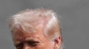 Trump’tan ünlü şarkıcıya tehdit
