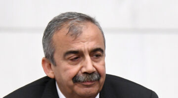 Vefatı, derin üzüntüye sevk etti